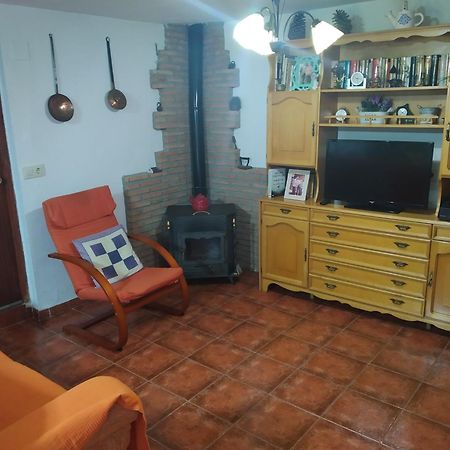 B&B En Valdemoro De La Sierra Kültér fotó